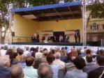 foto di Favilla al confronto in Piazza Napoleone